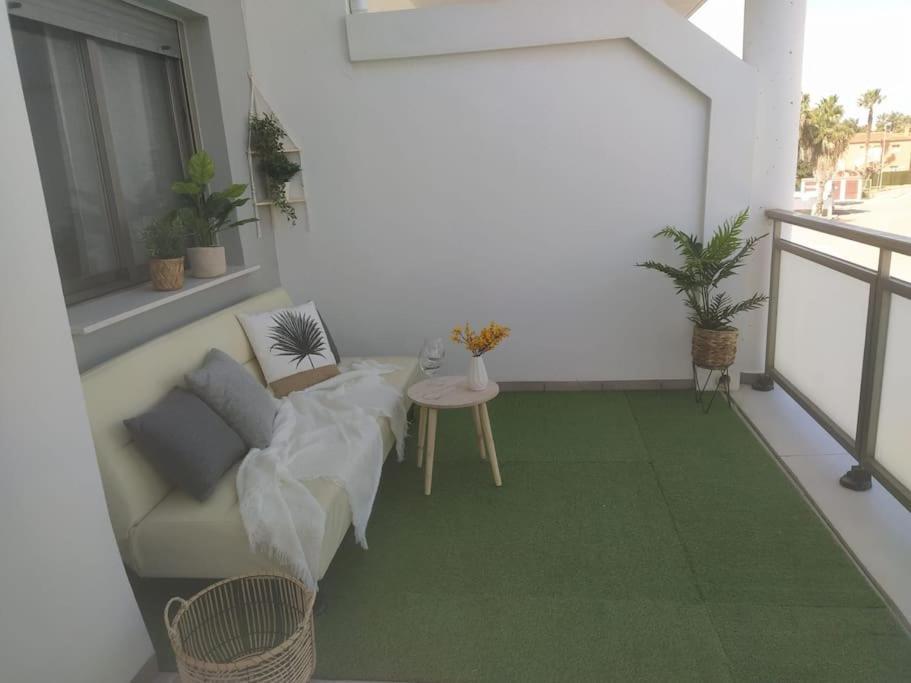 Moderno Apartamento En Oliva Nova Golf & Met Buitenkant foto
