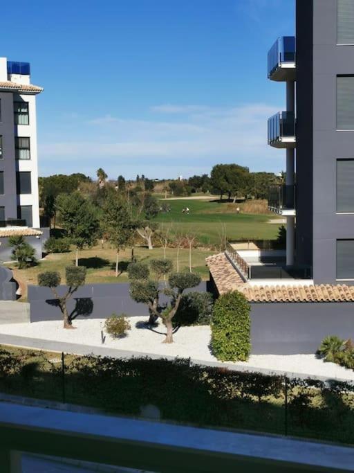 Moderno Apartamento En Oliva Nova Golf & Met Buitenkant foto